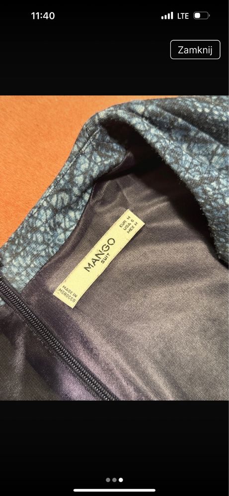 Sukienka niebiesko czarna dopasowana dekolt V Mango M