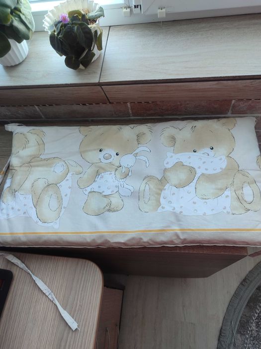 Захисні бортики в ліжечко