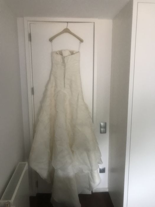 Vestido de noiva “Rosa Clará” 36-38 + saiote. Promocão