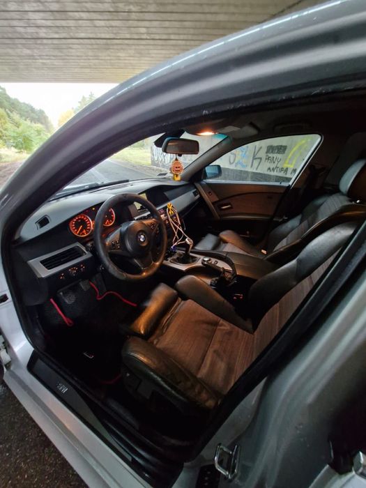 BMW E60 530D 218 HP 2004 R. Sprzedam lub zamienie na LT z paką