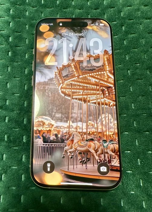 Продам iPhone 16 Pro 128GB Natural Titanium