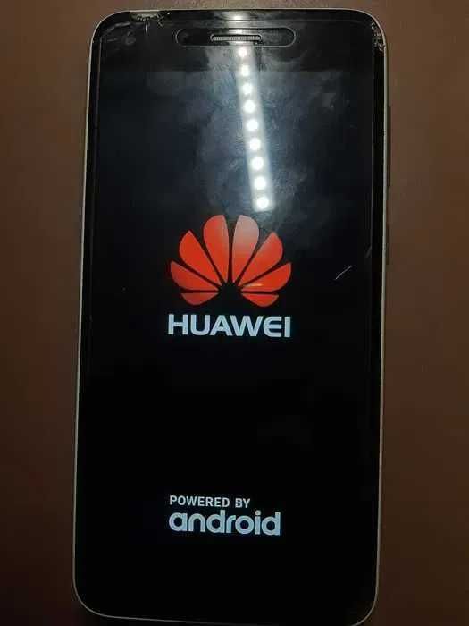 Продам Huawei P9 LITE