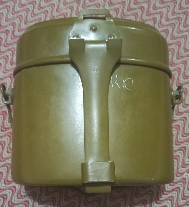 Фляга  і котелок 
Складское хранение, абсолютно