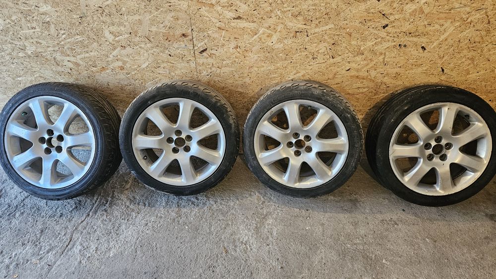 2 komplety felg Toyota Avensis