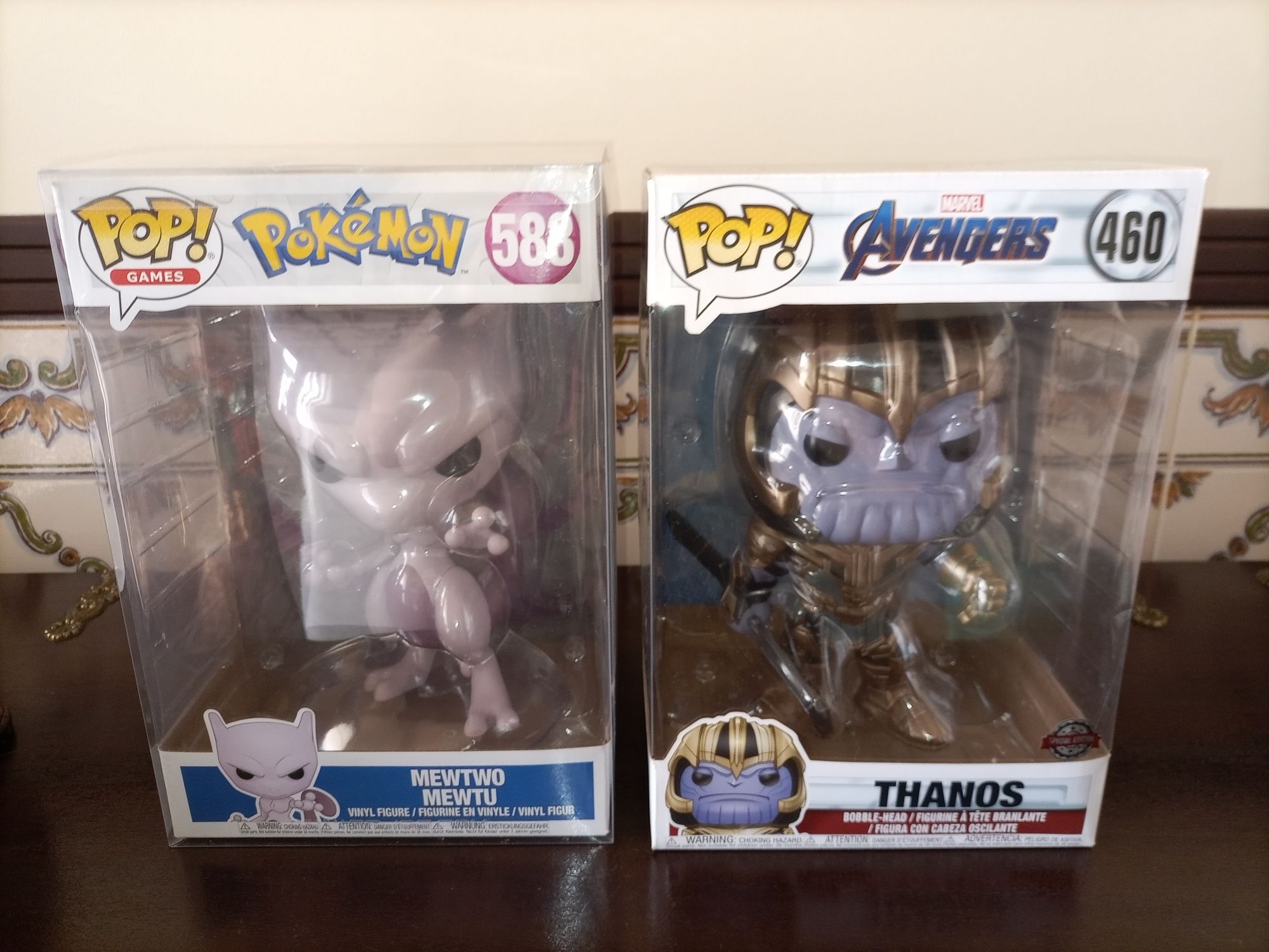 Funko Pop's 10" - Thanos e Mewtwo