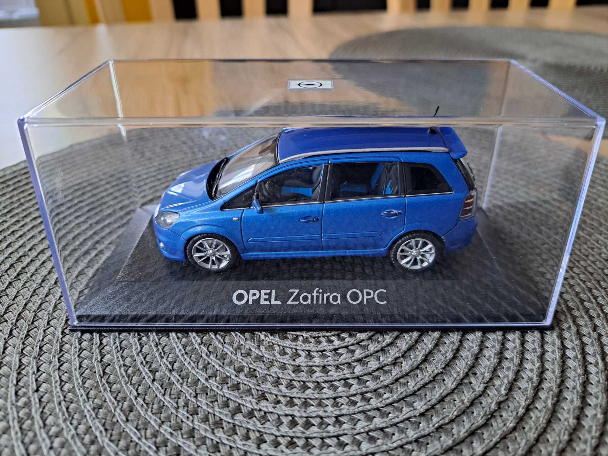 Opel Zafira 2 OPC niebieski Minichamps 1:43