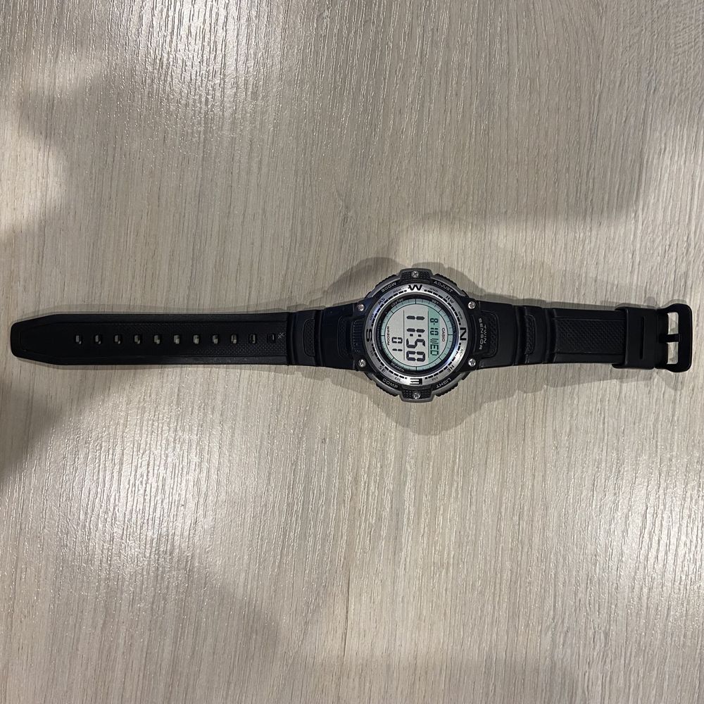 Наручные часы Casio SGW 100