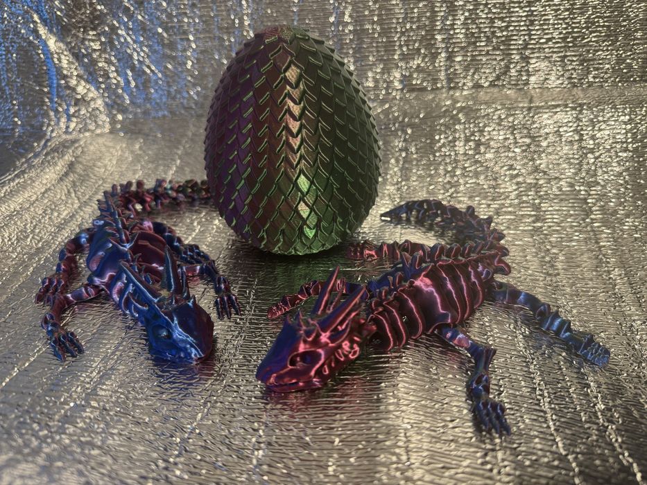 Яйце дракона і скелетон ящірка динозавр іграшка 3д