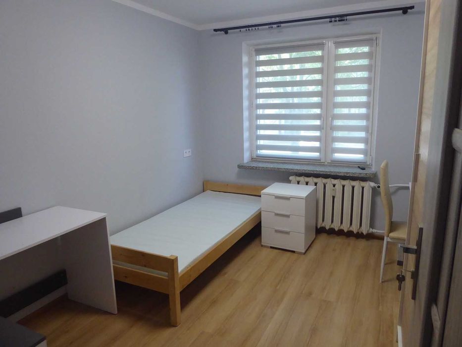 Wynajmę pokój studentce,ul.Antoniukowska