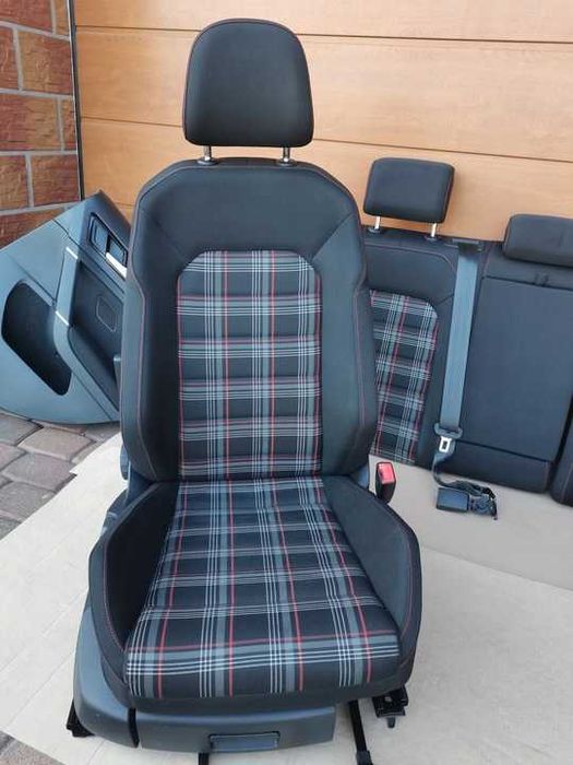 Салон Volkswagen GOLF 7
