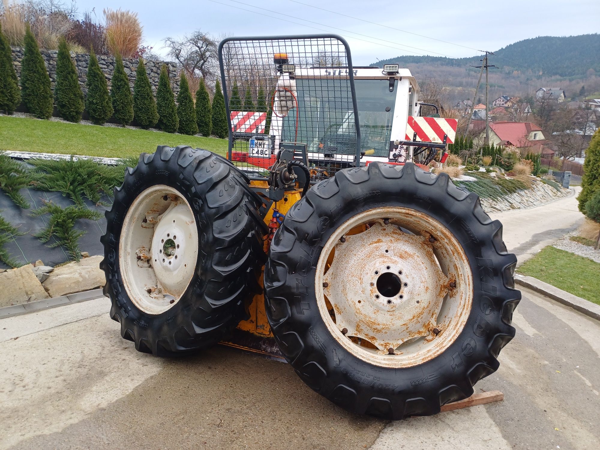 Kola opony felgi do ciagnika fiat new holland case renault 420 .85 34