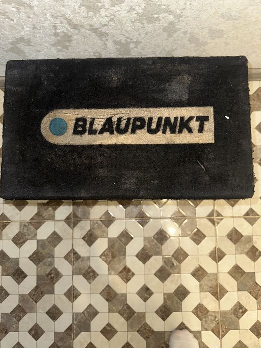 Продам савбуфер blaupunk