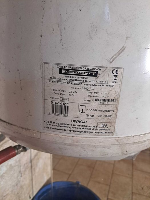 Bojler elektryczny podgrzewacz na wodę 140 litrów używany.