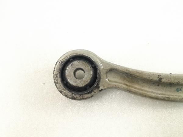 Braço de suspensão trás esquerdo MERCEDES-BENZ Classe C (W204)