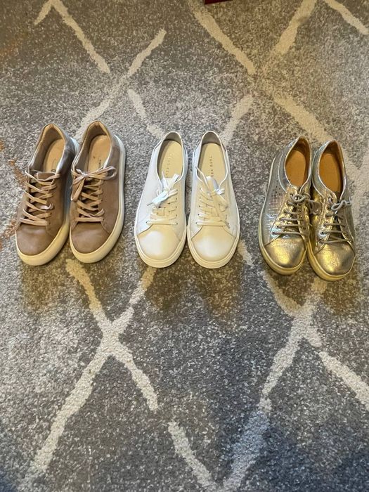 Лот женской обуви