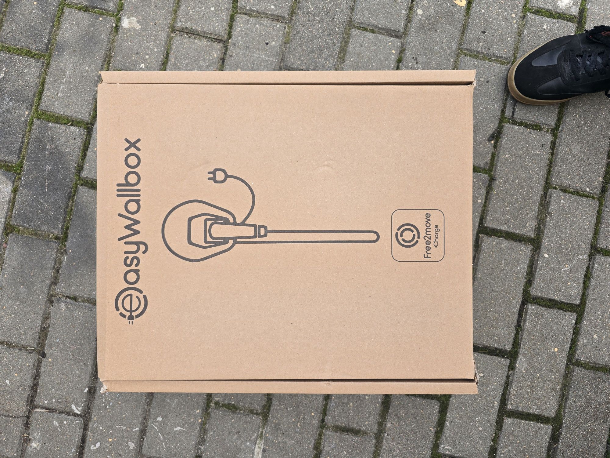 Wallbox typ 2 stacja nowa Free2move 1 faza 7 kw