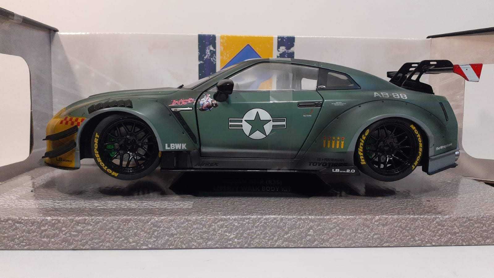 1/18 Nissan GTR 35 LB Work  Army Fighter - Solido