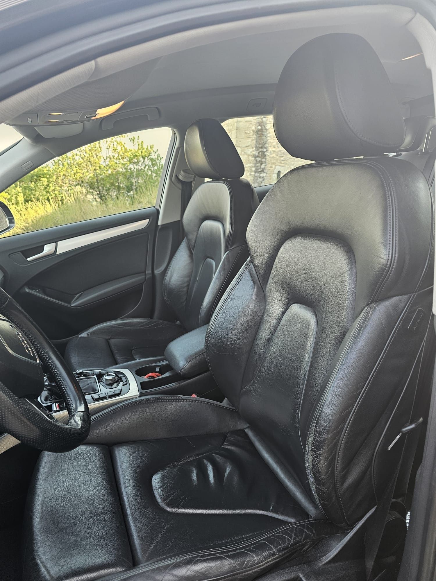 Carrinha Audi B8 140cv 2008
Impecável interior e exterior.
Estofos em