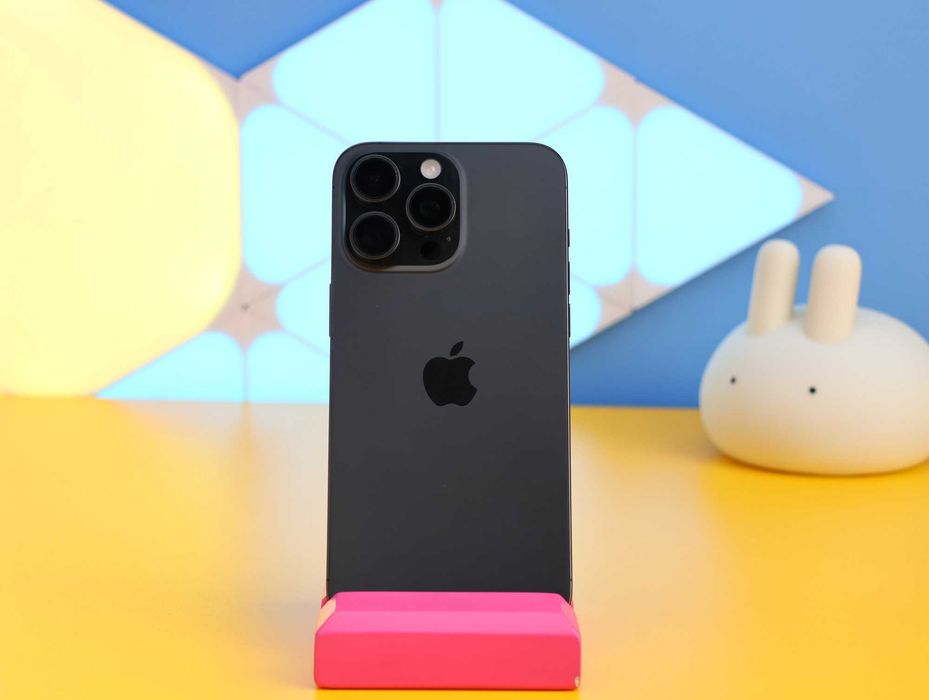 Смартфон Apple iPhone 15 Pro Max 256GB Black (150843) Б/У З ГАРАНТІЄЮ