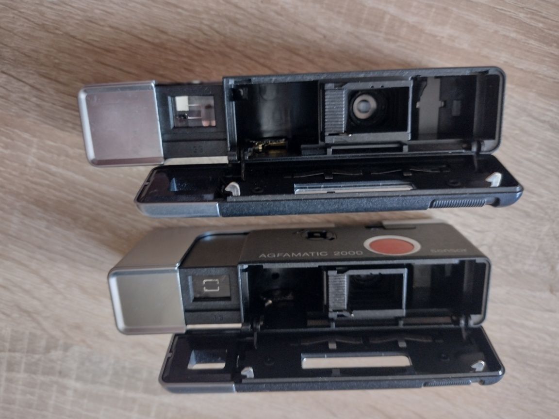 Dwa aparaty fotograficzne agfamatic sensor poket