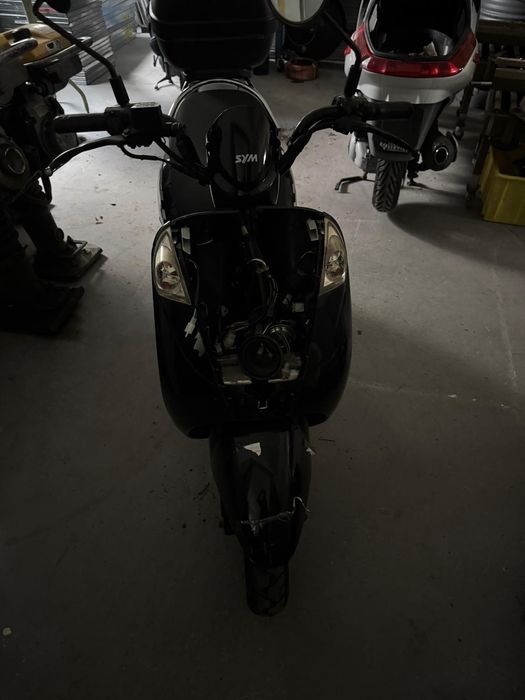 SYM MIO 100 8CV na czesci