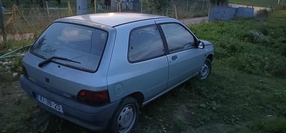Clio 1.1 carburador