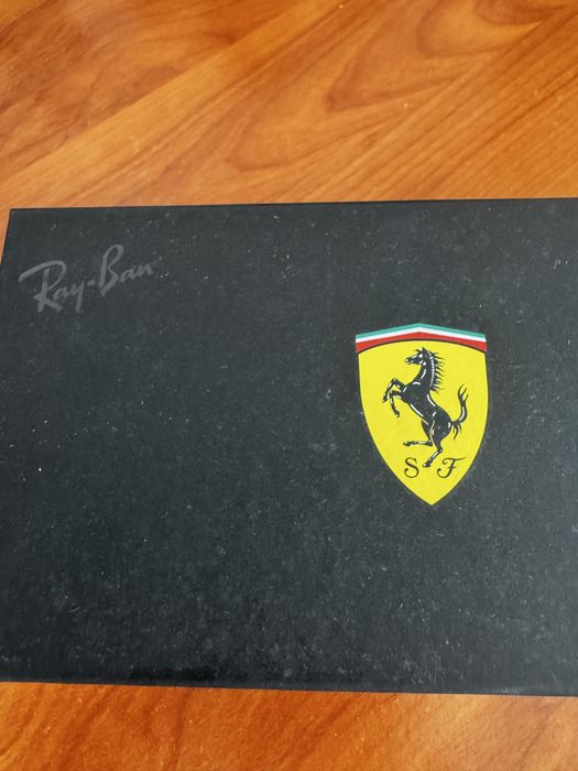 Oculos de sol ray ban ( ferrari )