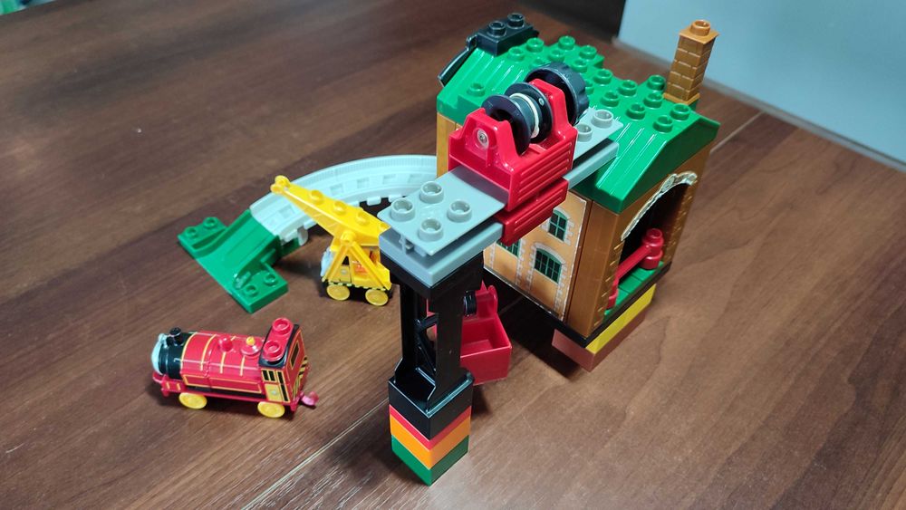 Tomek i przyjaciele- Mega Bloks - Working Hard at the Sodor Steamworks
