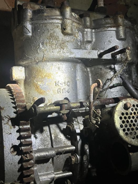 мотор від лодки вихрь