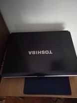 TOSHIBA Satellite L40 15/4