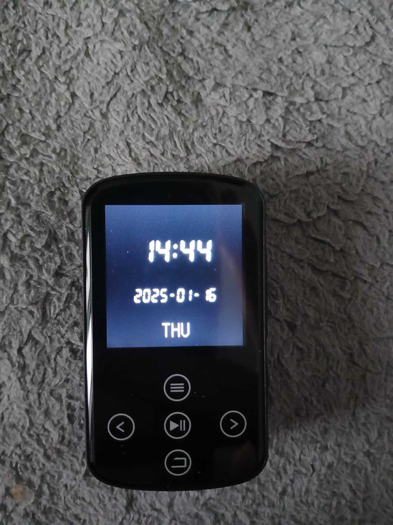 Odtwarzacz MP3 z bluetooth.