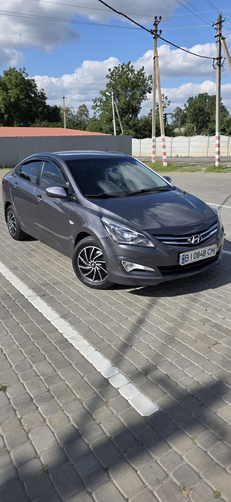 Hyundai solaris 1.4 автомат.