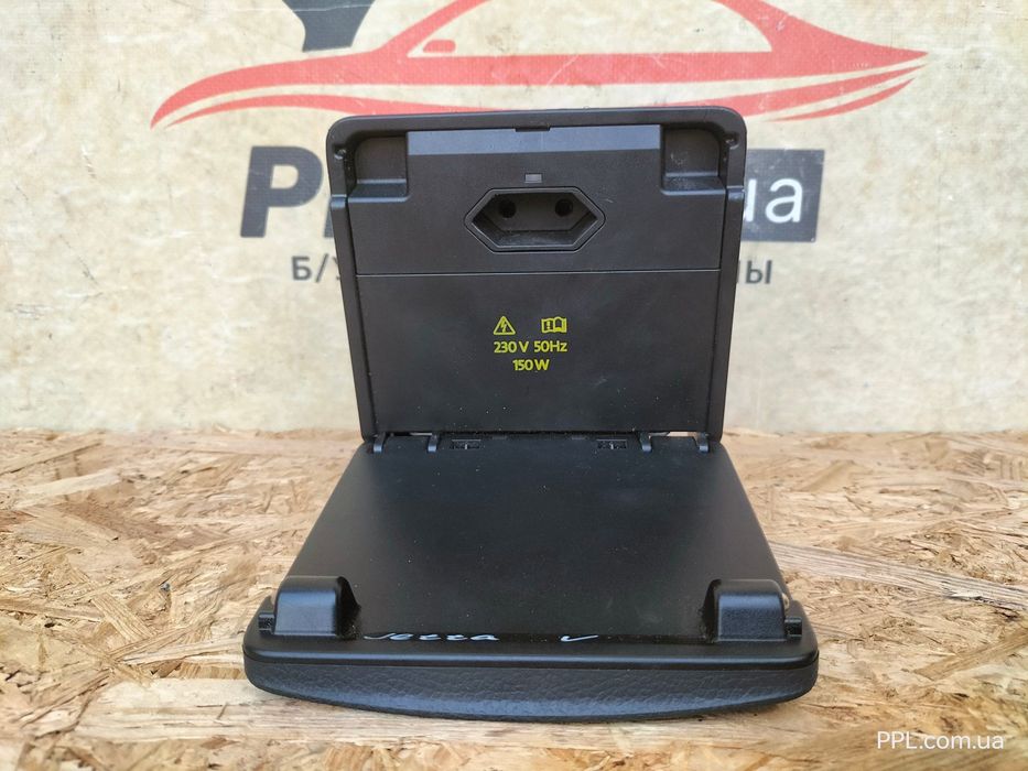 VW Jetta V 05-11 инвертор преобразователь напряжения 230V 150W