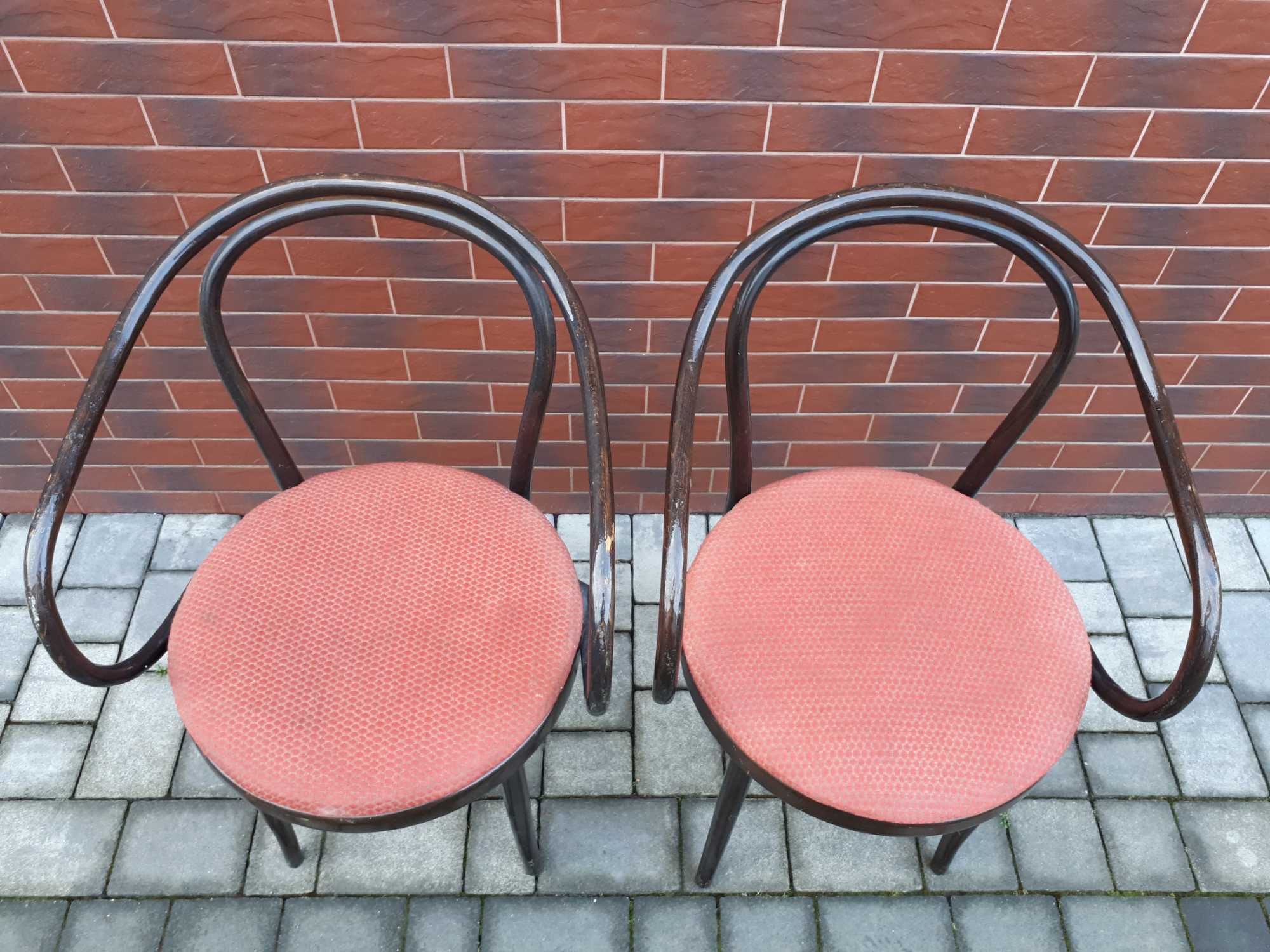 Krzesła bukowe gięte model Thonet