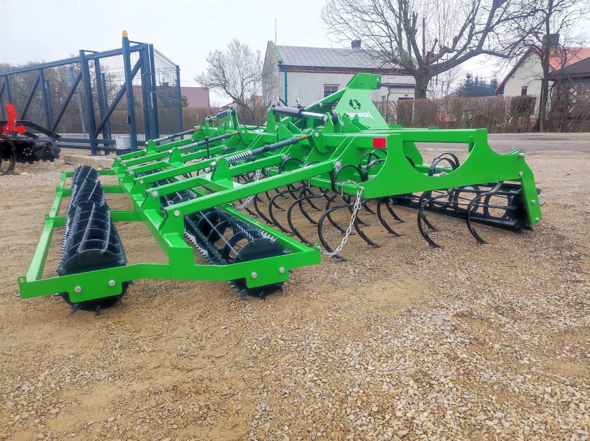 Agregat uprawowo-przedsiewny JANPOL 3,6-5m HYDRAULICZNY od ręki