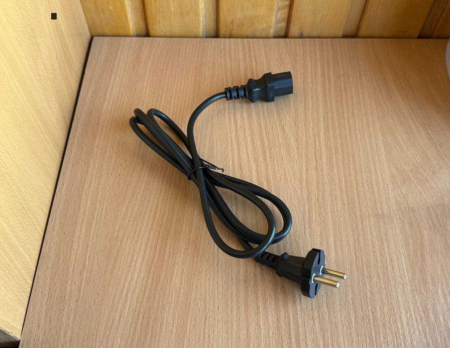 Потужний відпарювач дезінфектор пароочисник з насадками пароочиститель