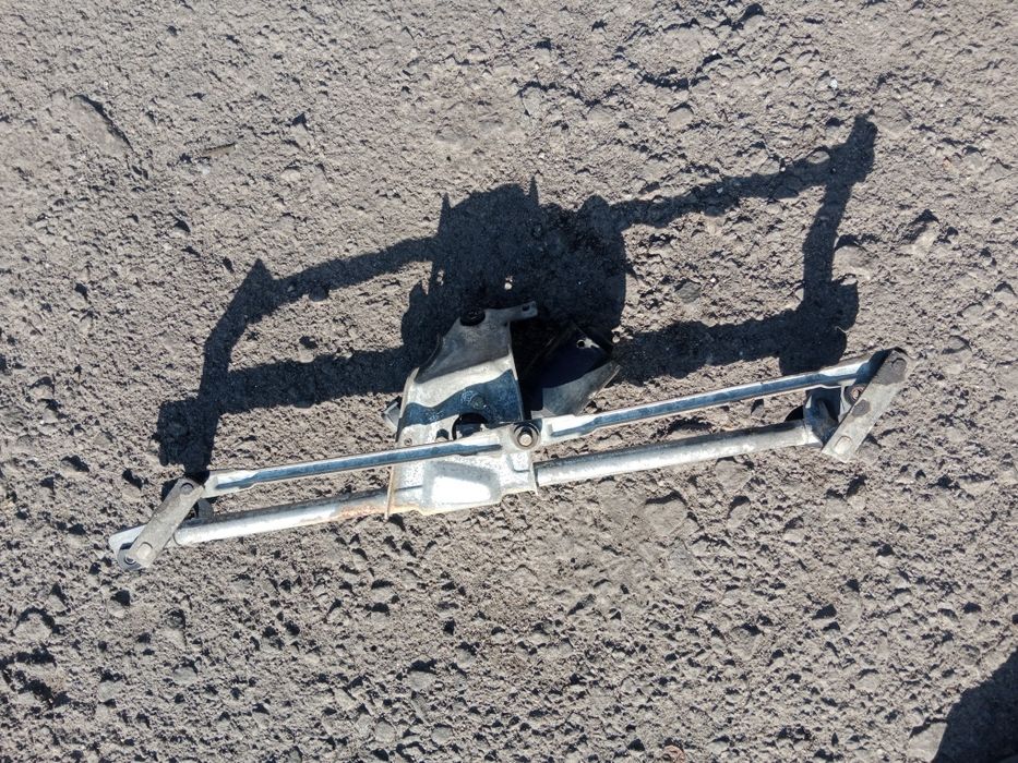 Volkswagen Gol 3. Трапеція двірників