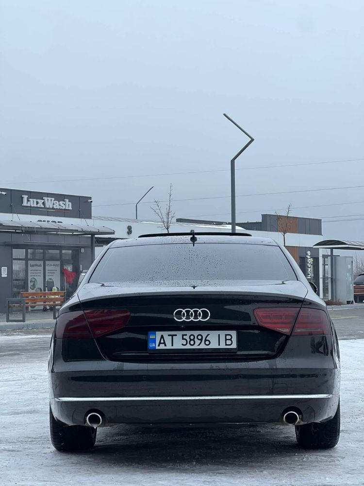 Audi A8 Quattro Super Stan