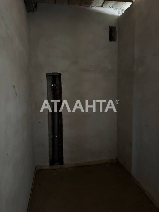 Дворівнева квартира з мансардою у зеленій зоні