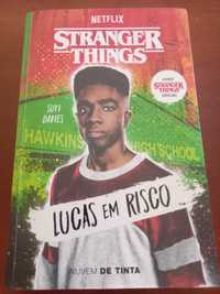 Livro Lucas em Risco Stranger Things