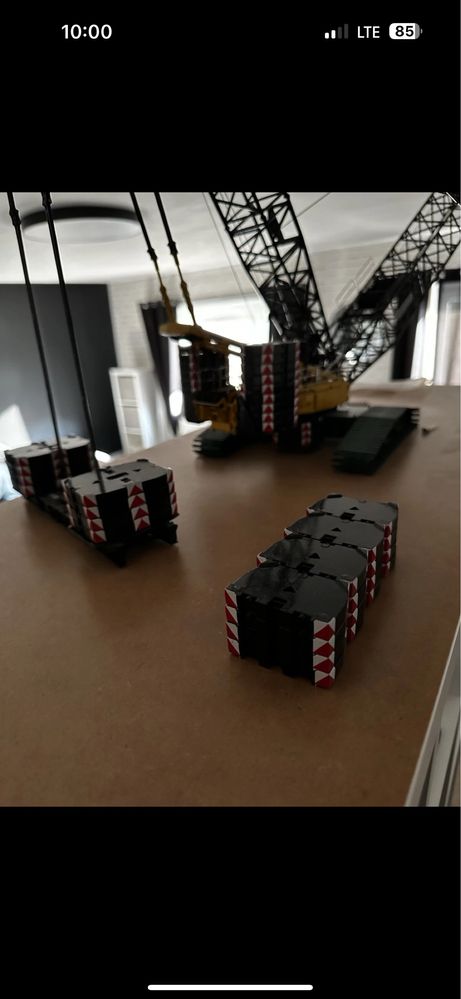 Model Liebherr lr 1600