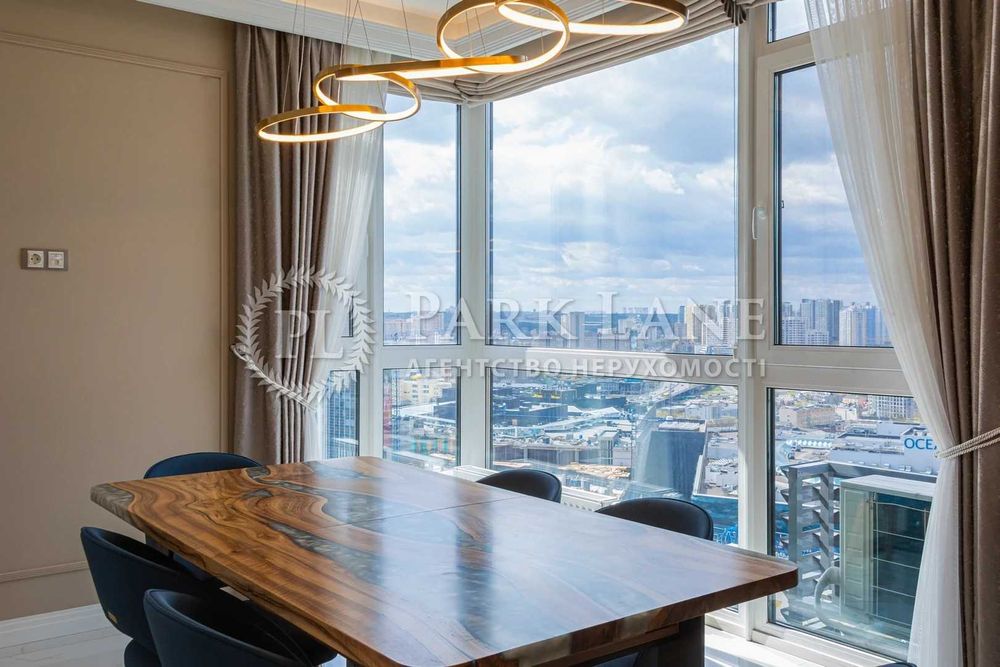 Продам 160м Французький квартал 2