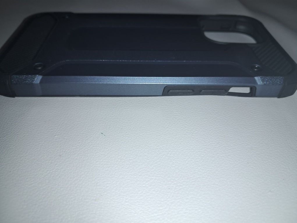 Etui Pancerne do telefonu Iphone 13 Pro