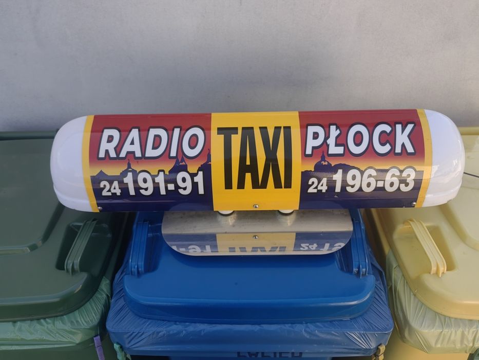 Sprzedam prawie nowy kogut taxi