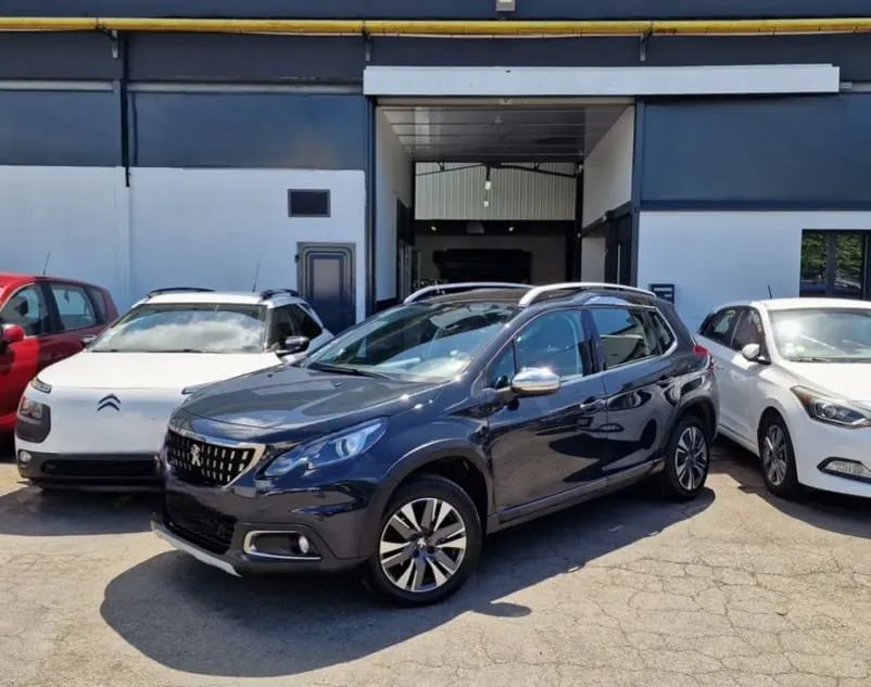 Peugeot 2008 1.2 PureTech Allure EAT6