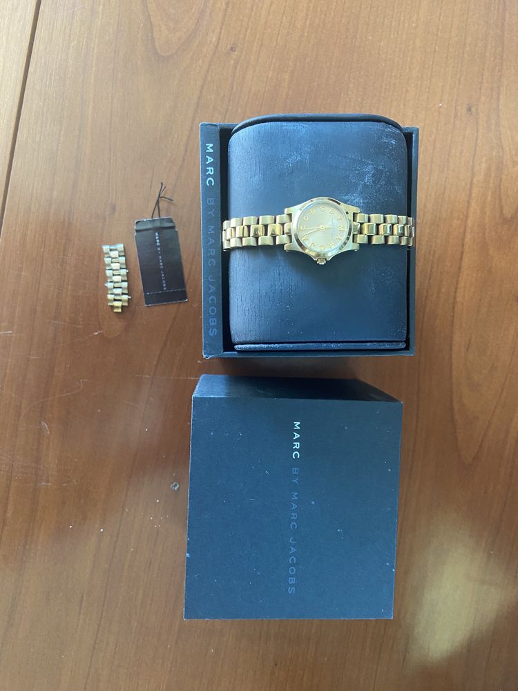 Relógio mini dourado vintage Marc Jacobs Henry Diny
