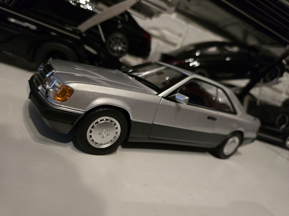 Mercedes C124 Norev 1/18