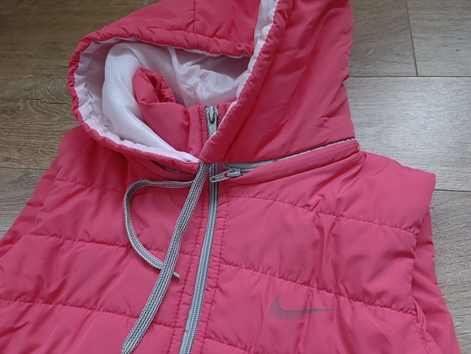 Жилетка кораллового цвета, 44 размер