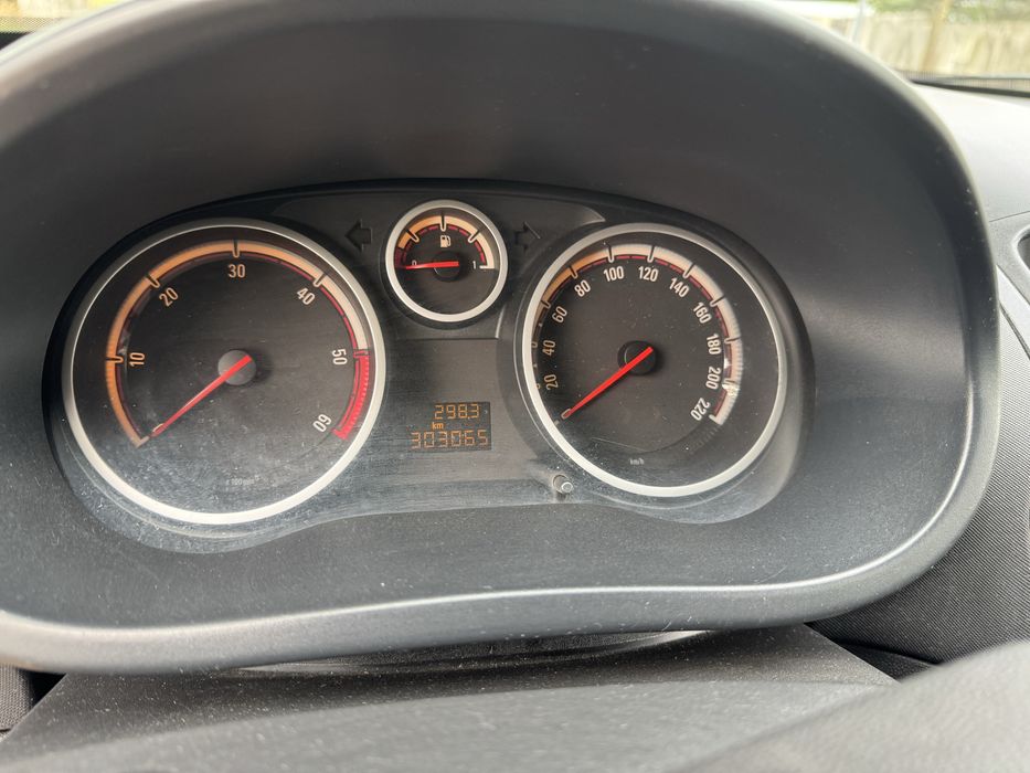 Vendo Opel Corsa D comercial