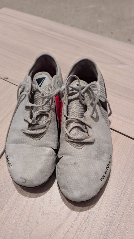 Halówki Nike Phantom VSN rozmiar 38,5 do szkoły na halę, Lublin